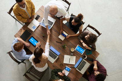 Financial Group A group of Financial Advisers in QLD having a conversation.